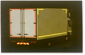 Bande contour poids lourds ECE104 pour visibilité des camions